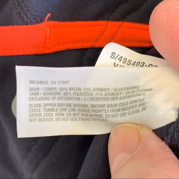 Gap Fit Athletic Training Zip Jacket w/ Thumbholes - Picture 9 of 9